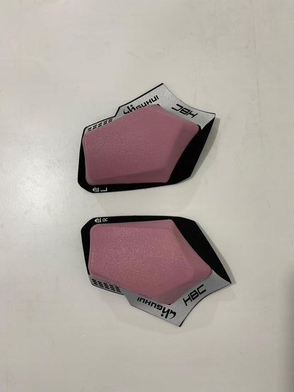 GHGUHUI X HBC KNEE SLIDER