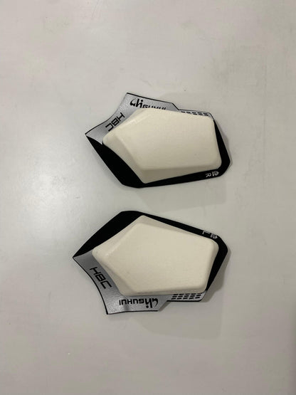 GHGUHUI X HBC KNEE SLIDER
